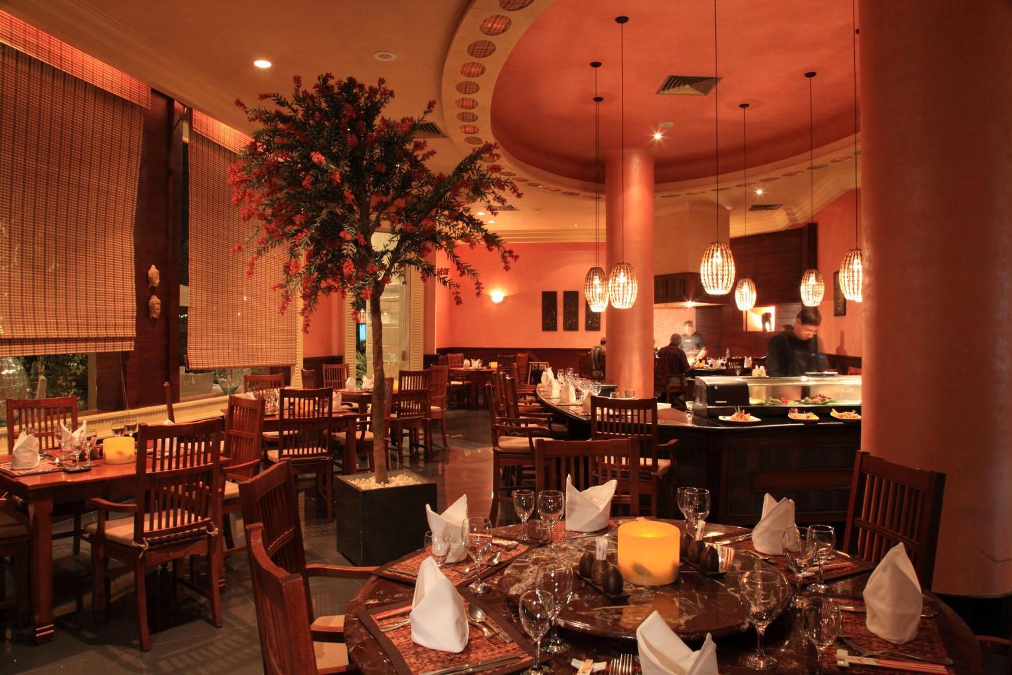 Xperience Kiroseiz Aquapark Premier-Naama Bay Hotel Sharm-el-Sheikh Buitenkant foto The interior of a restaurant